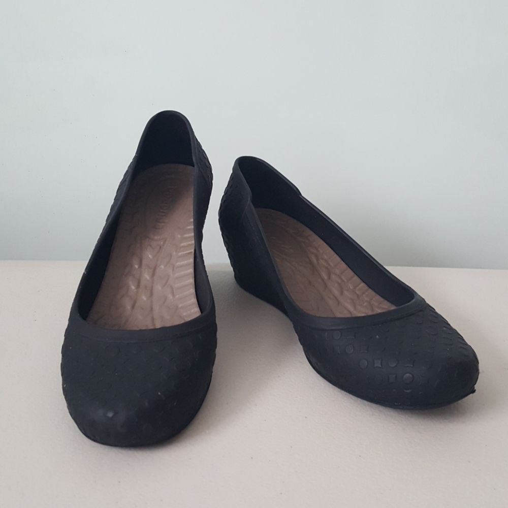 Boaonda Rubber Wedge Shoes-Black- Size 4/5
